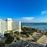 Apartamento con hermosa vista al mar y al lago